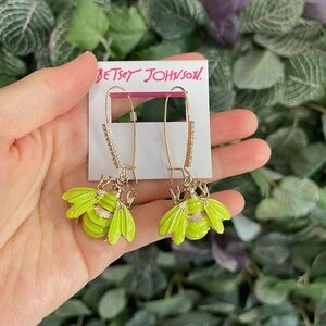 Betsey Johnson| Gold Tone Green Bumblebee Iridescent Crystal Dangle Earrings-NEW